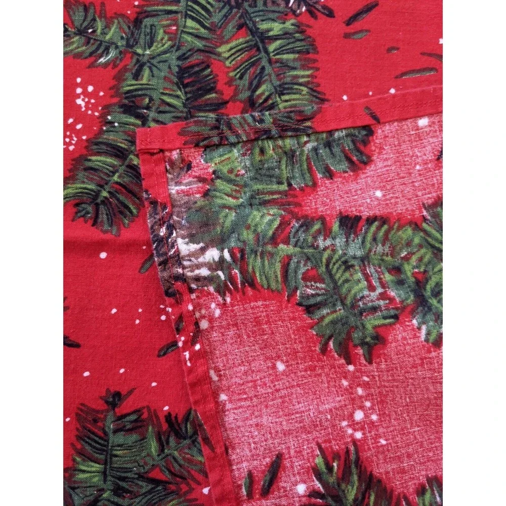 Vintage Mid Century Christmas Table Cloth Indian‎ Head Mills Fabric Snowy Pine